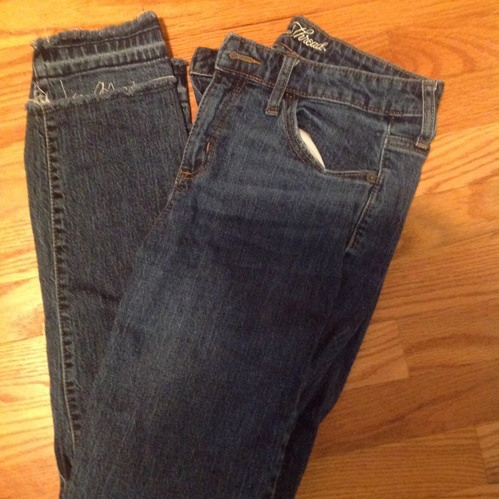 Universal thread cute cropped jean size 4/27